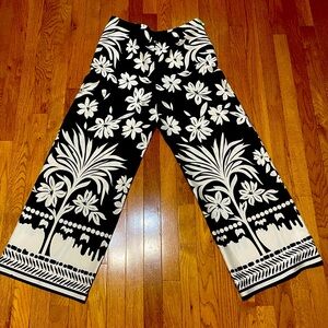 Satin Texture Floral Black and Cream Women's Pants